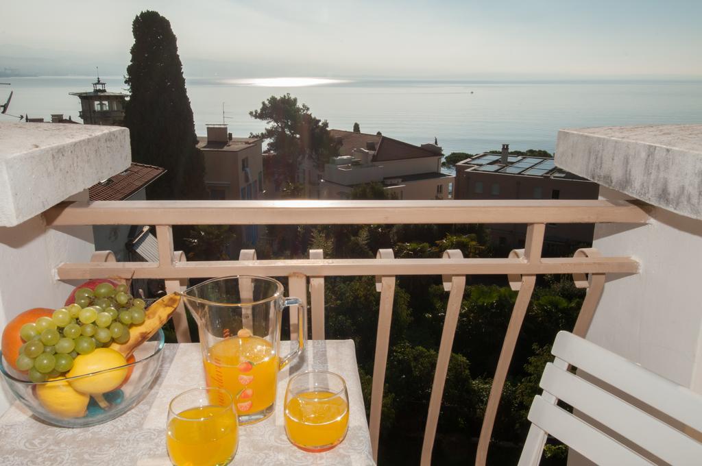 Iva 1, Wonderful View Of Kvarner Bay Опатия Екстериор снимка